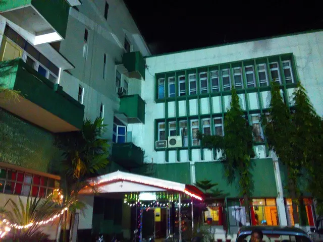 OYO 26926 Hotel Paradise