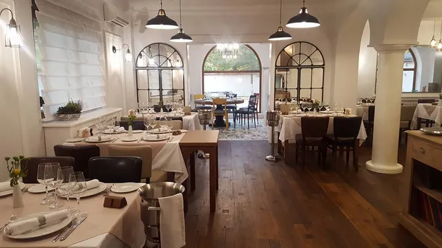 Mesogios Seafood Primaverii