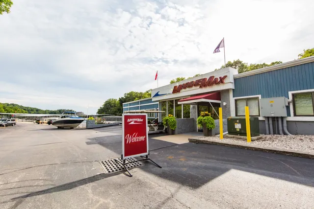 MarineMax Lake Ozark