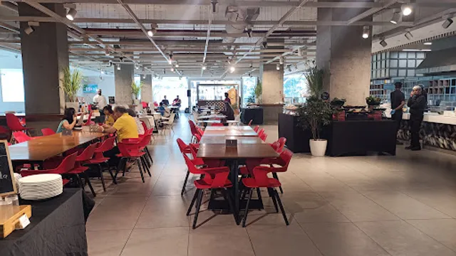 Food Court at Godrej One