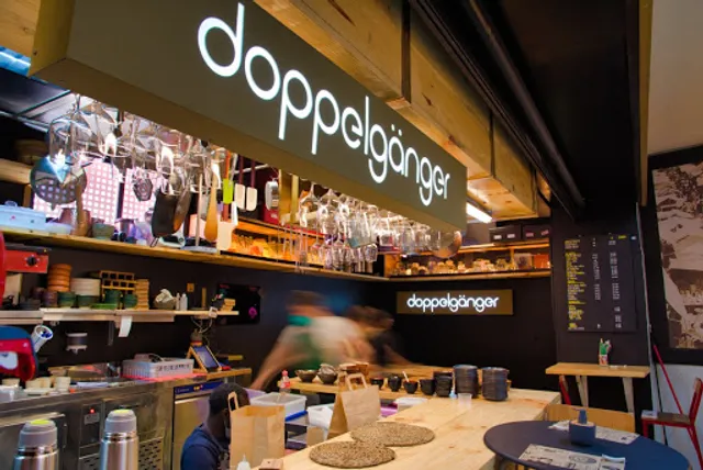 Restaurante Doppelgänger Bar