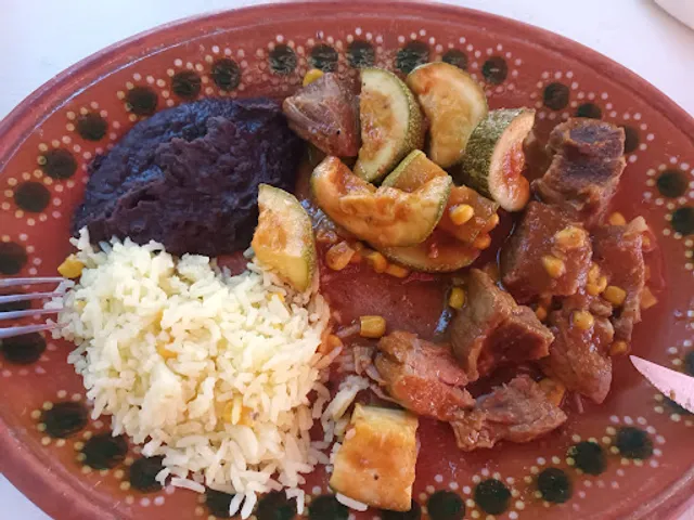 Del Huerto y El Corral