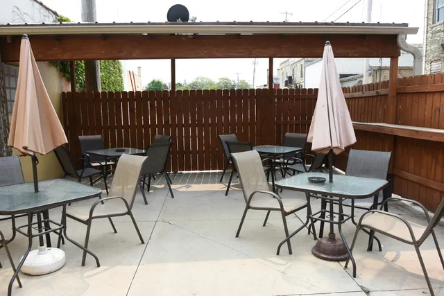 The Swift Stop Bar & Grill