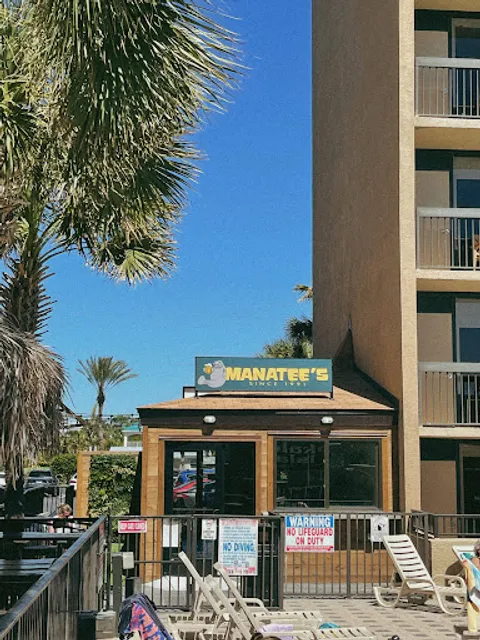Manatee's Tiki Bar