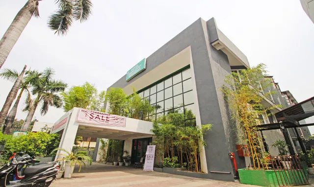 Treebo Grand Legacy Shahenshah