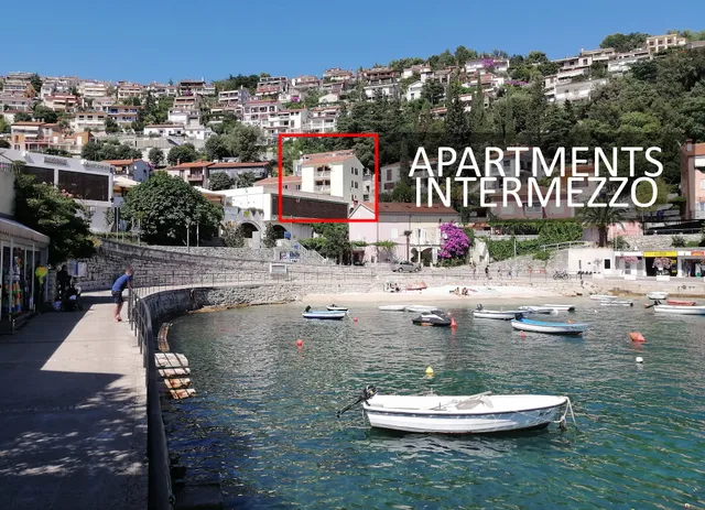 Apartments Intermezzo