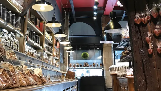 Maison LARNICOL MOF Biscuiterie Chocolaterie