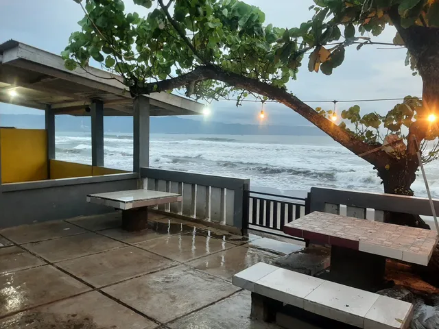 Villa Familly pantai citepus pelabuhanratu