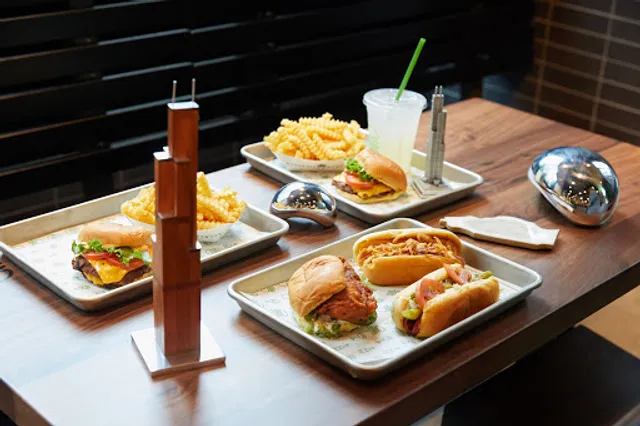 Shake Shack Willis Tower