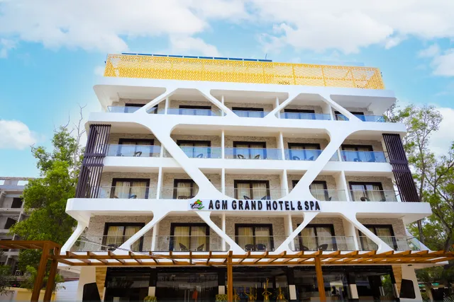 AGM GRAND HOTEL & SPA