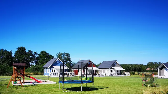 DOMKI Słoneczny Zakątek Słajszewo. Domki z sauną nad morzem.