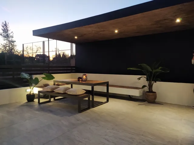 Urban F House - by Vacedo