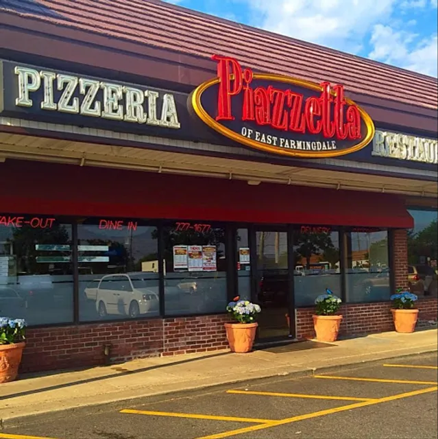 Piazzetta of East Farmingdale