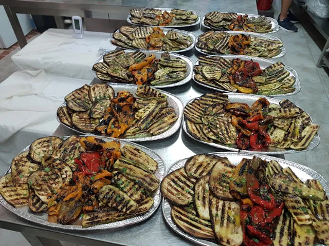 Arte Pizza | Forno a legna | Fainè | Paninoteca | Gastronomia