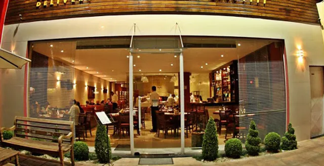 Pizzeria Cézanne - Paraíso