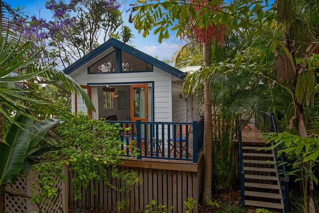 Broadview Waterfront Apartments