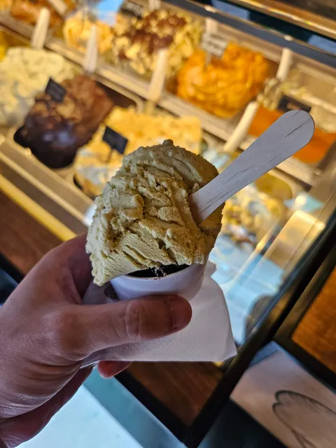 Athenas Gelato - Gelato Grego
