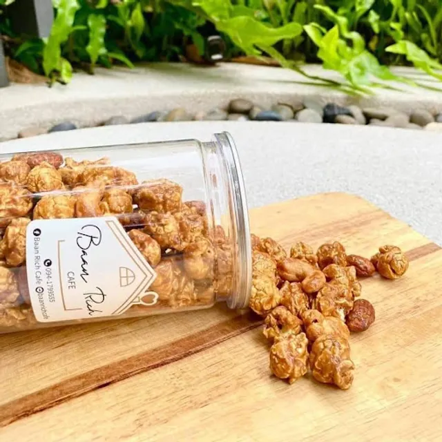 Baan Rich Cafe Suphanburi