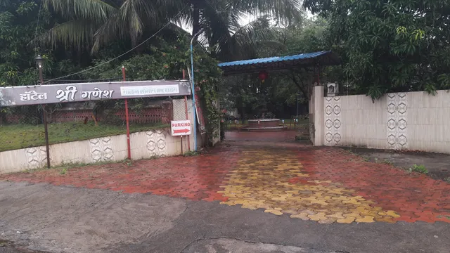 Shree Ganesh Lodging And Boarding