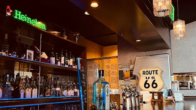 Chinese foods bar CAMEL ROAD（キャメルロード）