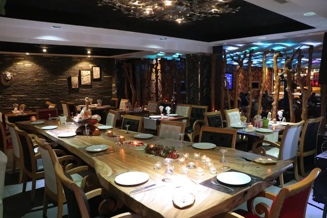 Woods Café-Restaurant