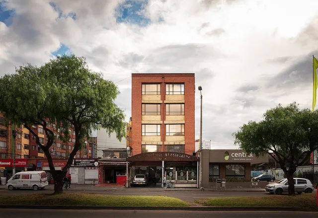 Hotel Ejecutivo Av. La Esperanza