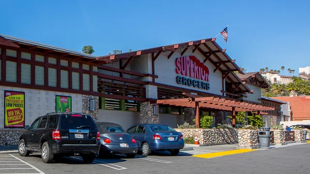 Superior Grocers