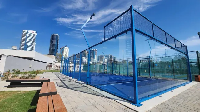 Hotel Holiday International