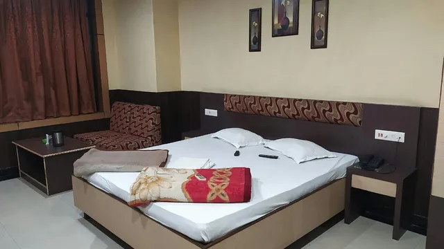 Hotel Lalit Heritage ( Budget Hotel )