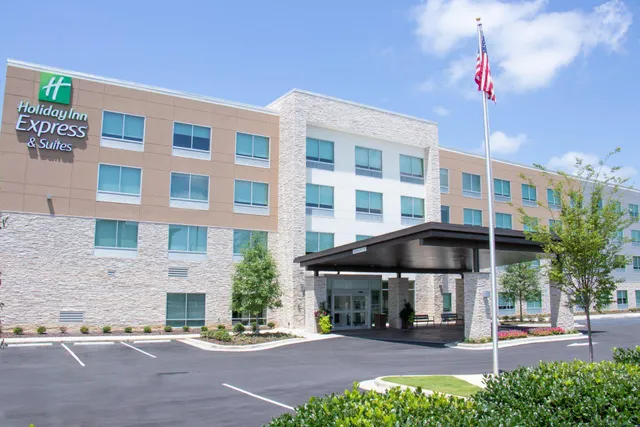 Holiday Inn Express & Suites Tuscaloosa East by IHG