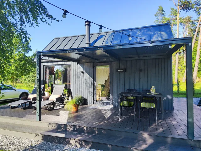 Baltrozes, brīvdienu māja