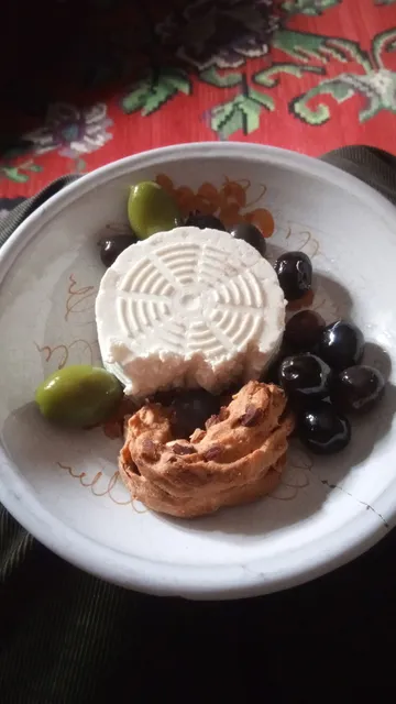 Eden Frutta (Via Romolo Ricci, 6 / Via Maggiore, 239/A)