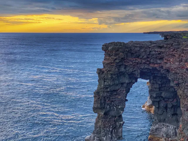 Hōlei Sea Arch
