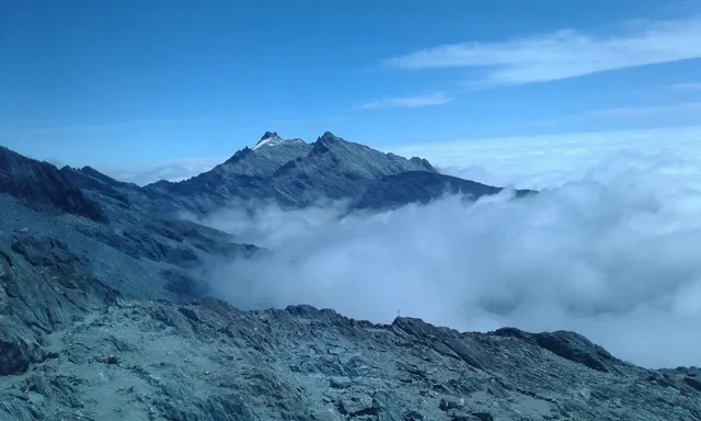 Mukumbari - Pico Espejo Station