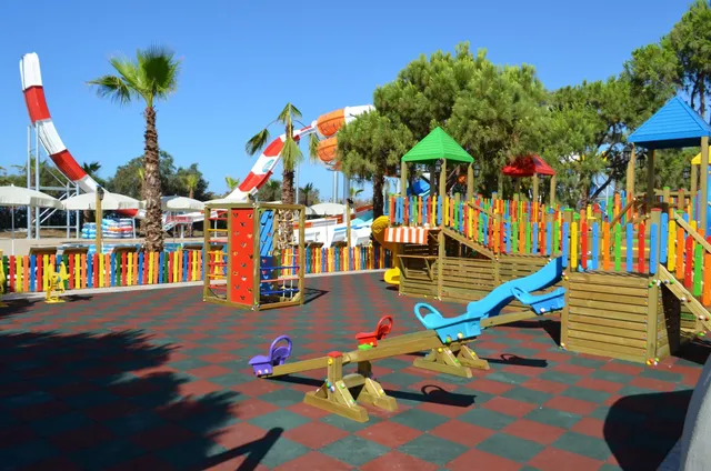 Şah inn Paradise Tatil Köyü