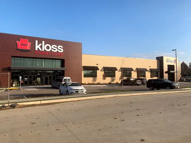 Kloss Furniture & Outlet Center