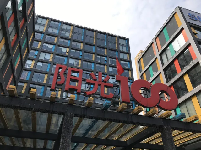 Chateau De Luze Hotel