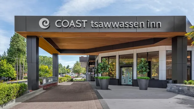 Coast Tsawwassen Inn