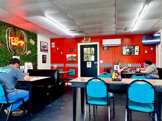 T-Burgs Diner