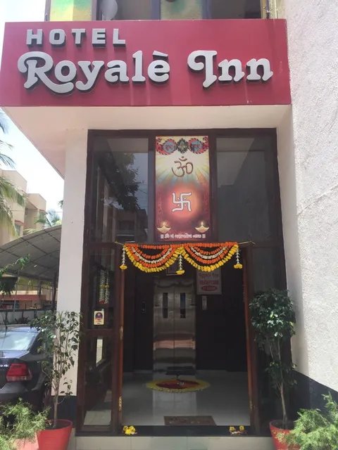 Hotel Royale Inn