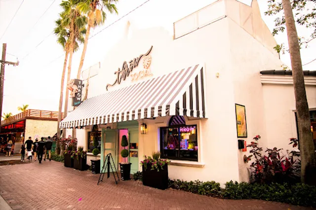 THRōW Social Delray Beach