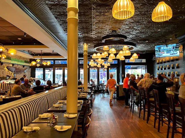 City Oyster & Sushi Bar