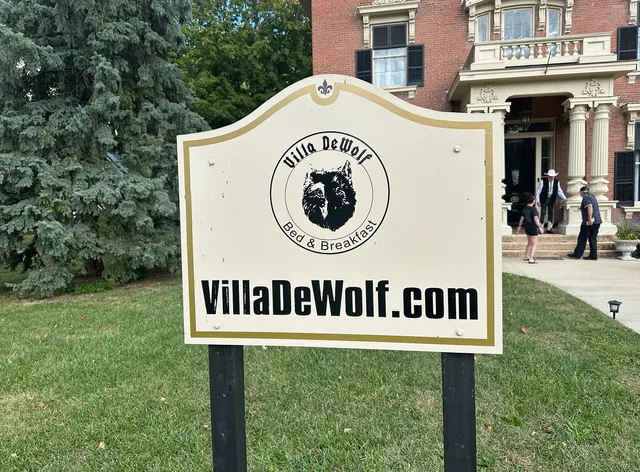 Villa DeWolf