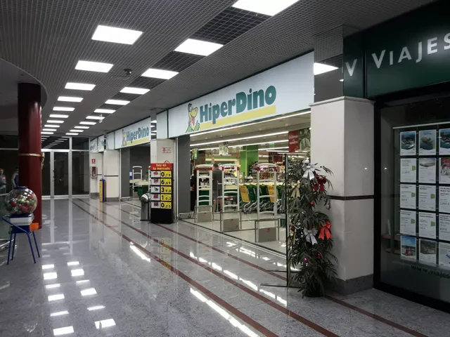 La Marea Shopping Center