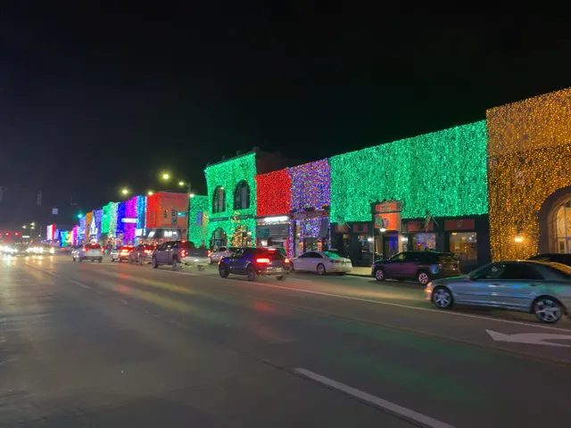 Rochester Village Outdoor Mall