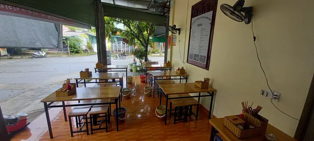 Bún Chả Hoàng Nam