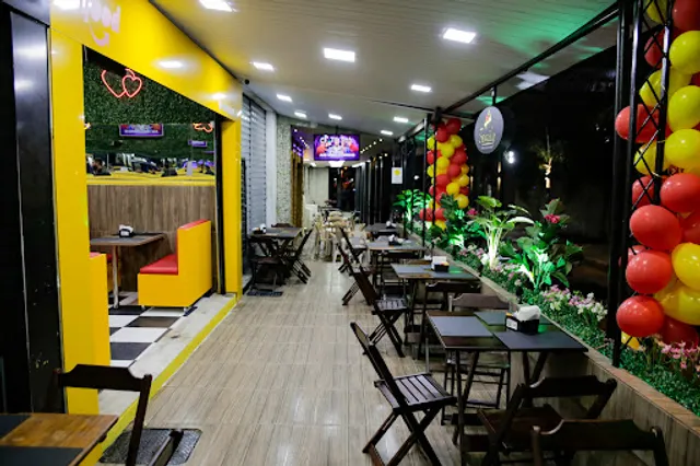 Family Pizzas e Lanches