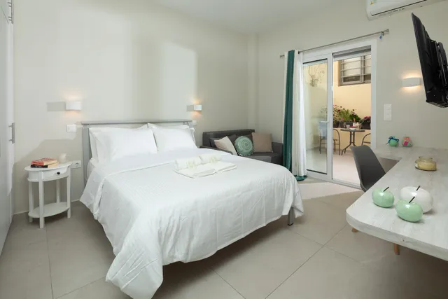 Yard Studio by Corfuescapes