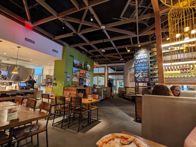 California Pizza Kitchen at Paramus