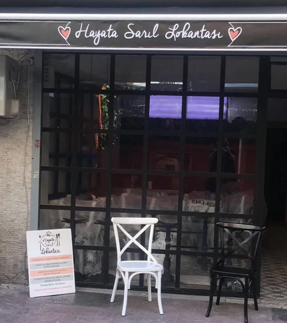 Hayata Sarıl Lokantası